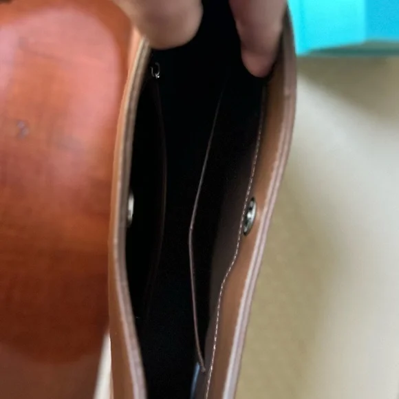 Shoulder Bag Tan - Picture 5 of 5